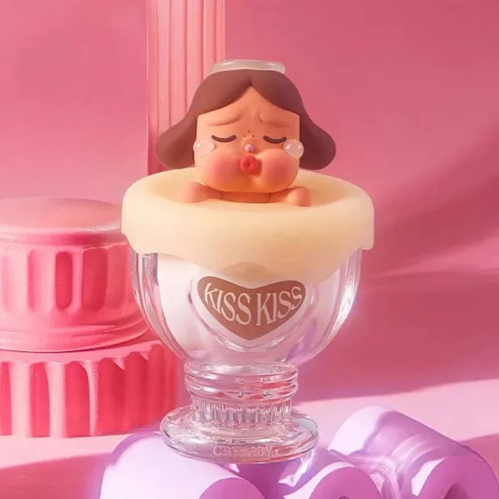 Pop mart kiss kiss angle vers.crying for love candle.100%authentic!